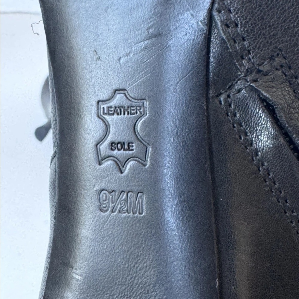 Tory Burch Lorelei Black Leather Stiletto Heel Ankle Boot Bootie Size 9.5 - Picture 10 of 10